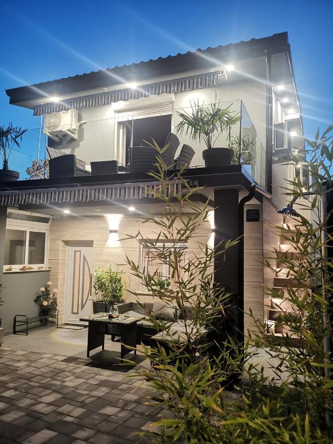Apartmani Sarm 维尔 外观 照片