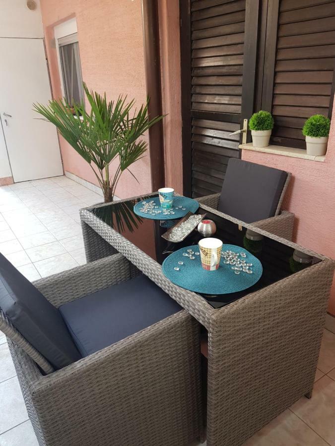 Apartmani Sarm 维尔 外观 照片